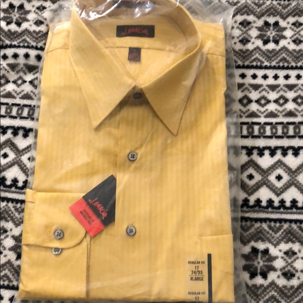 Men’s dress shirt